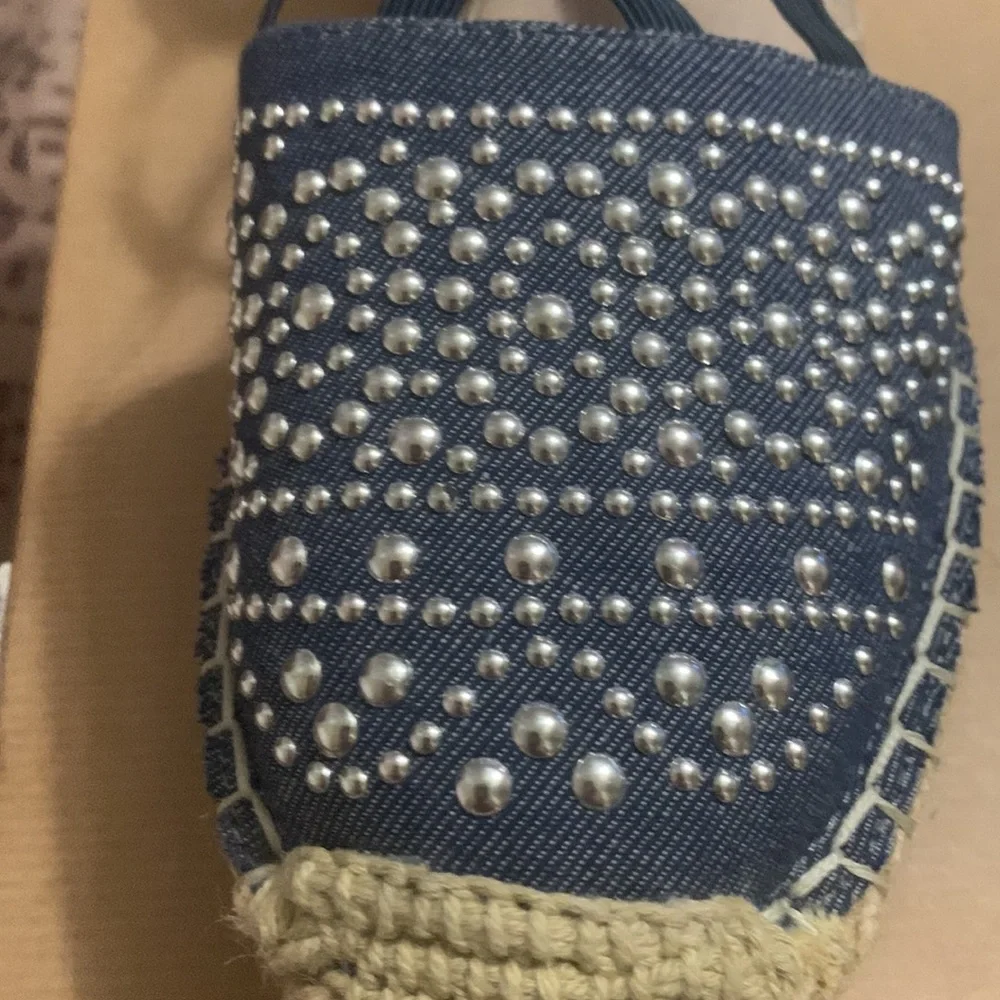 White mountain size 6 blue denim espadrilles - Picture 8 of 14